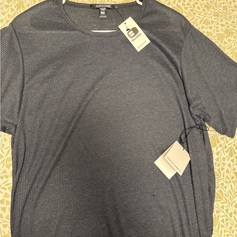 Men's Gray Shirt